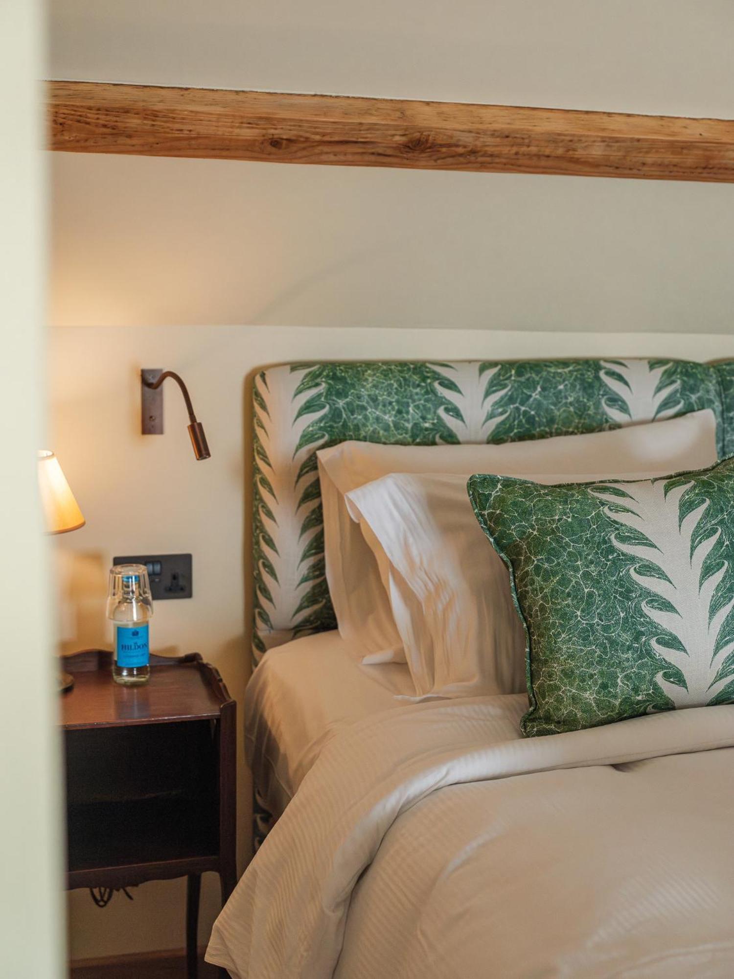 Hotel The Stump à Cirencester Chambre photo